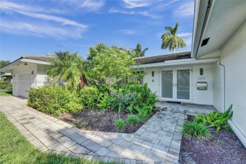 House in Fort Lauderdale, Florida 3 bedrooms, 249.44 sq.m. № 1358896 - photo 3