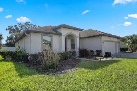 Casa en venta en Spring Hill, Florida, 4 dormitorios, 210.89 m2 № 1352863 - foto 3