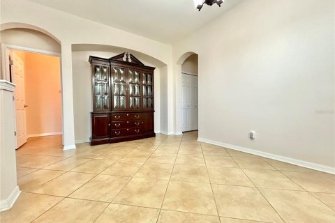 Villa ou maison à louer à Tampa, Floride: 4 chambres, 243.03 m2 № 1352861 - photo 11