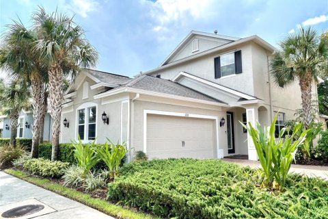 Villa ou maison à louer à Tampa, Floride: 4 chambres, 243.03 m2 № 1352861 - photo 1