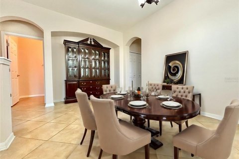 Villa ou maison à louer à Tampa, Floride: 4 chambres, 243.03 m2 № 1352861 - photo 10