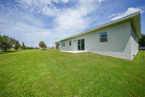 Villa ou maison à vendre à Rotonda, Floride: 4 chambres, 176.51 m2 № 1352899 - photo 24