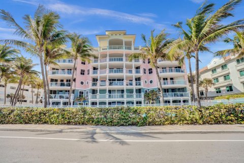 Condo in Deerfield Beach, Florida, 4 bedrooms  № 1065721 - photo 22