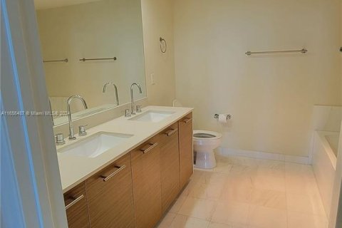 Condo in West Palm Beach, Florida, 1 bedroom  № 1356854 - photo 8