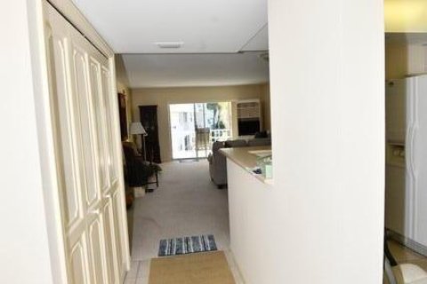 Condo in Riviera Beach, Florida, 2 bedrooms  № 1040564 - photo 3