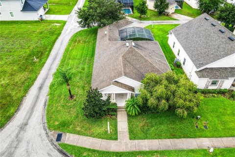 Villa ou maison à vendre à Kissimmee, Floride: 4 chambres, 162.02 m2 № 1253292 - photo 23