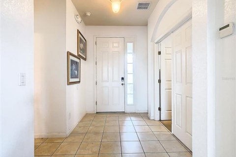 Villa ou maison à vendre à Kissimmee, Floride: 4 chambres, 162.02 m2 № 1253292 - photo 2