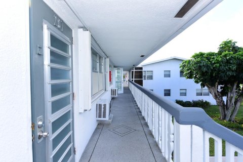 Condominio en venta en Deerfield Beach, Florida, 1 dormitorio, 65.03 m2 № 1031586 - foto 14