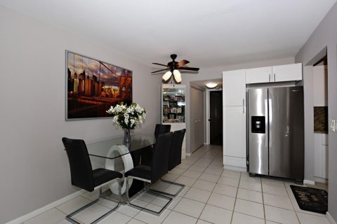 Condominio en venta en Deerfield Beach, Florida, 1 dormitorio, 65.03 m2 № 1031586 - foto 10