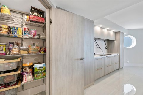 Купить кондоминиум в Авентура, Флорида 3 спальни, 229.47м2, № 1074531 - фото 14