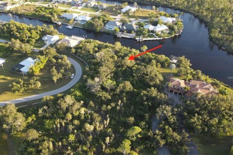 Terreno en venta en Port Charlotte, Florida № 1253056 - foto 2