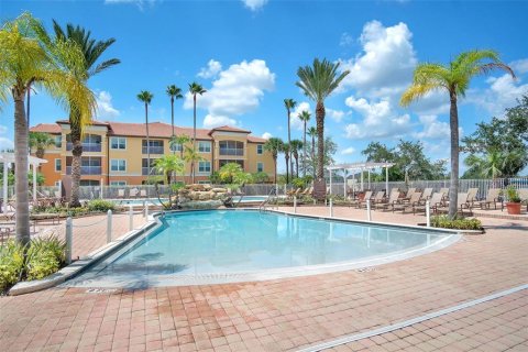 Condo in Orlando, Florida, 3 bedrooms  № 1398618 - photo 9