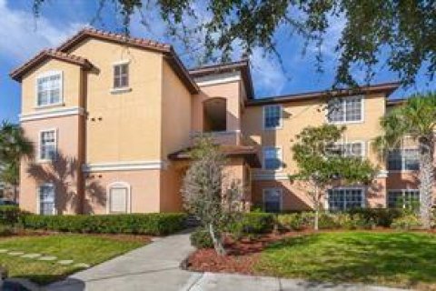 Condo in Orlando, Florida, 3 bedrooms  № 1398618 - photo 1