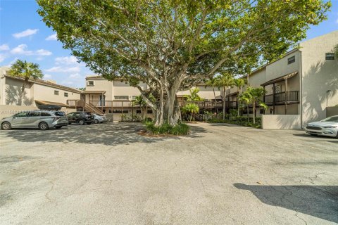 Copropriété à vendre à Boca Raton, Floride: 2 chambres, 120.77 m2 № 1072014 - photo 28