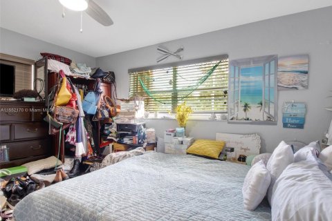 Casa en venta en Riviera Beach, Florida, 3 dormitorios, 95.6 m2 № 1072015 - foto 8