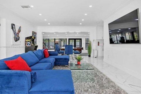 Casa en alquiler en North Miami, Florida, 3 dormitorios, 154.59 m2 № 1377436 - foto 29