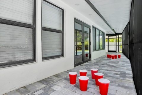 Casa en alquiler en North Miami, Florida, 3 dormitorios, 154.59 m2 № 1377436 - foto 5