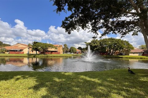 Copropriété à vendre à Miramar, Floride: 3 chambres, 111.48 m2 № 1377439 - photo 26