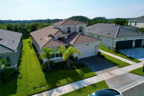 Villa ou maison à vendre à Wesley Chapel, Floride: 4 chambres, 270.07 m2 № 1334350 - photo 3