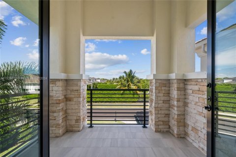 Villa ou maison à vendre à Boca Raton, Floride: 5 chambres, 430.32 m2 № 1021269 - photo 7