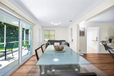 Villa ou maison à vendre à Pompano Beach, Floride: 2 chambres, 125.14 m2 № 1021271 - photo 20