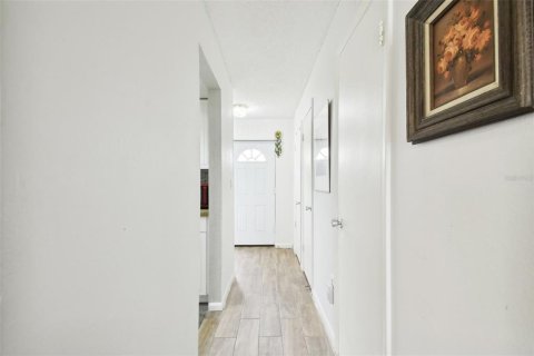 Adosado en venta en Saint Petersburg, Florida, 2 dormitorios, 112.88 m2 № 1371015 - foto 4