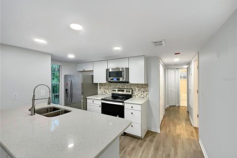 Condominio en venta en Kissimmee, Florida, 3 dormitorios, 125.42 m2 № 1063161 - foto 12