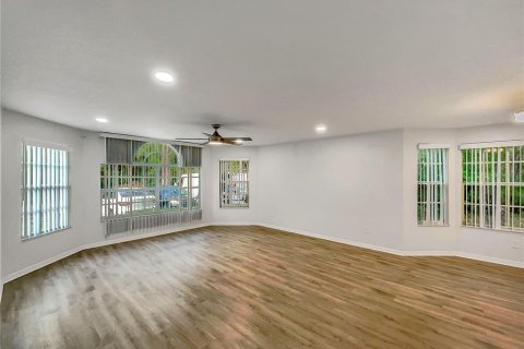 Copropriété à vendre à Kissimmee, Floride: 3 chambres, 125.42 m2 № 1063161 - photo 3