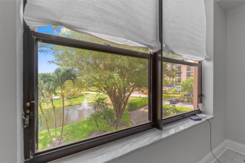 Condo in Boca Raton, Florida, 3 bedrooms  № 1216007 - photo 12