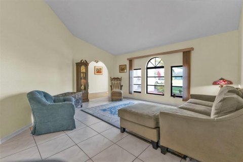 Villa ou maison à vendre à Punta Gorda, Floride: 4 chambres, 217.95 m2 № 1343502 - photo 7