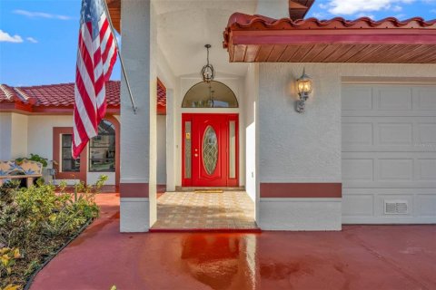 Villa ou maison à vendre à Punta Gorda, Floride: 4 chambres, 217.95 m2 № 1343502 - photo 3