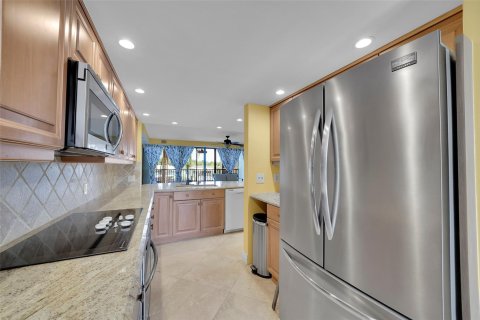 Copropriété à vendre à Pompano Beach, Floride: 2 chambres, 139.17 m2 № 1171107 - photo 24