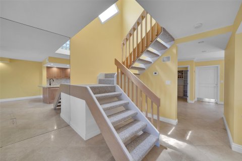 Copropriété à vendre à Pompano Beach, Floride: 2 chambres, 139.17 m2 № 1171107 - photo 17