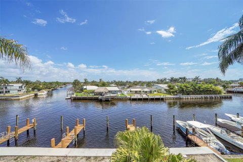 Copropriété à vendre à Pompano Beach, Floride: 2 chambres, 139.17 m2 № 1171107 - photo 9