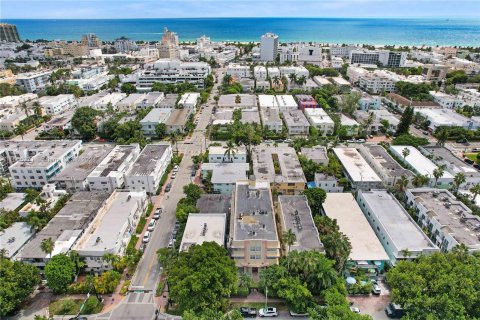 Condo in Miami Beach, Florida, 1 bedroom  № 1381552 - photo 5