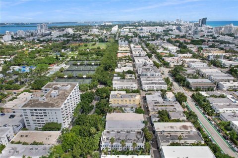 Copropriété à vendre à Miami Beach, Floride: 1 chambre, 50.17 m2 № 1381552 - photo 7