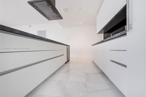 Copropriété à vendre à Miami, Floride: 3 chambres, 240.25 m2 № 1381549 - photo 10