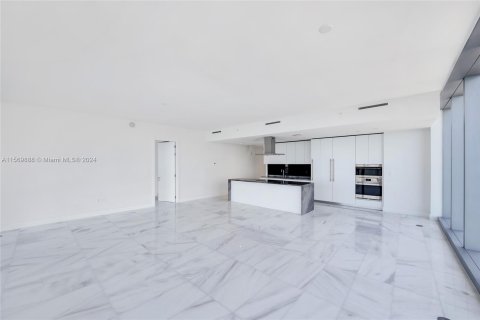 Copropriété à vendre à Miami, Floride: 3 chambres, 240.25 m2 № 1381549 - photo 13