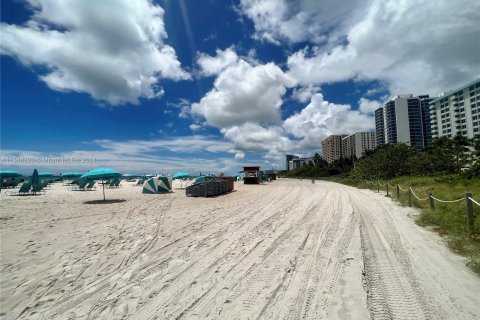 Studio in the Condo in Miami Beach, Florida  № 1058541 - photo 27