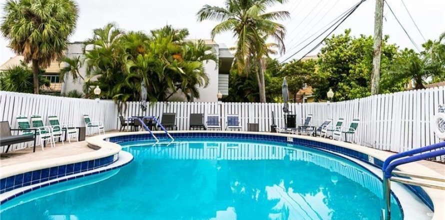 Condominio en Fort Lauderdale, Florida, 1 dormitorio  № 1217285