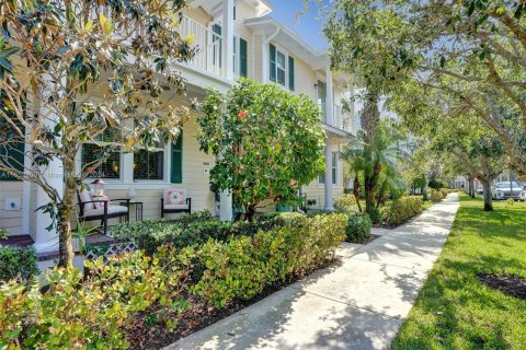 Townhouse in Jupiter, Florida 3 bedrooms, 142.42 sq.m. № 1347899 - photo 3