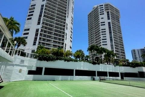 Condominio en venta en Aventura, Florida, 2 dormitorios, 208.1 m2 № 1050732 - foto 19