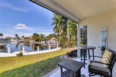 Copropriété à vendre à Fort Lauderdale, Floride: 2 chambres, 124.49 m2 № 1070425 - photo 13