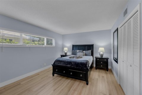 Copropriété à vendre à Fort Lauderdale, Floride: 2 chambres, 124.49 m2 № 1070425 - photo 21