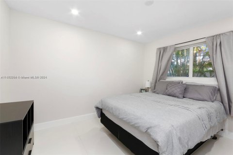 Casa en alquiler en Fort Lauderdale, Florida, 3 dormitorios, 151.62 m2 № 1394960 - foto 20