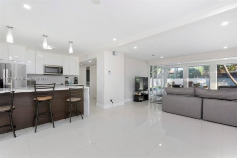 Casa en alquiler en Fort Lauderdale, Florida, 3 dormitorios, 151.62 m2 № 1394960 - foto 9