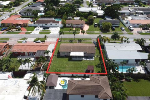 Casa en venta en Miami, Florida, 3 dormitorios, 99.87 m2 № 1395012 - foto 19