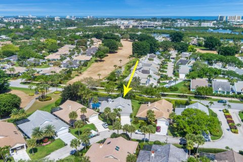 Casa en venta en Jupiter, Florida, 2 dormitorios, 162.76 m2 № 1073782 - foto 9