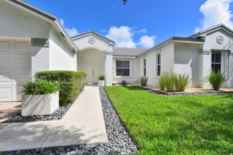 Casa en venta en Coconut Creek, Florida, 3 dormitorios, 150.13 m2 № 1333578 - foto 5