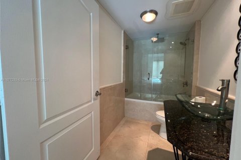 Condominio en venta en Miami, Florida, 2 dormitorios, 136.29 m2 № 1412079 - foto 19